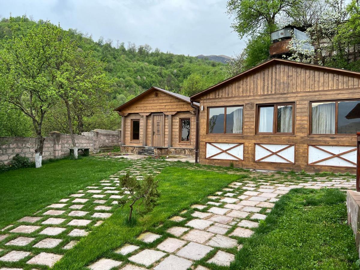 Balkonchik Guesthouse Dilijan Exterior photo