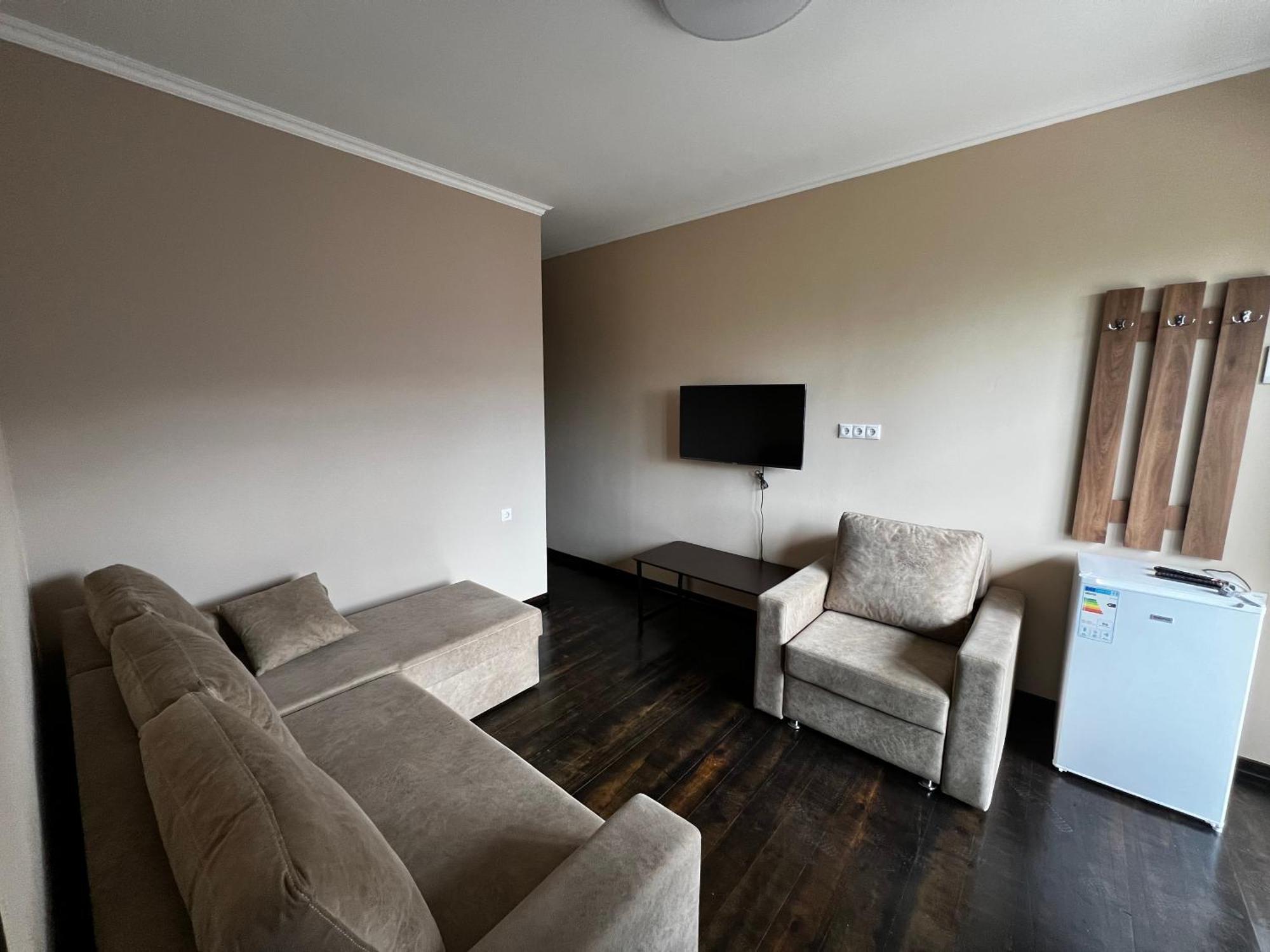 Balkonchik Guesthouse Dilijan Exterior photo