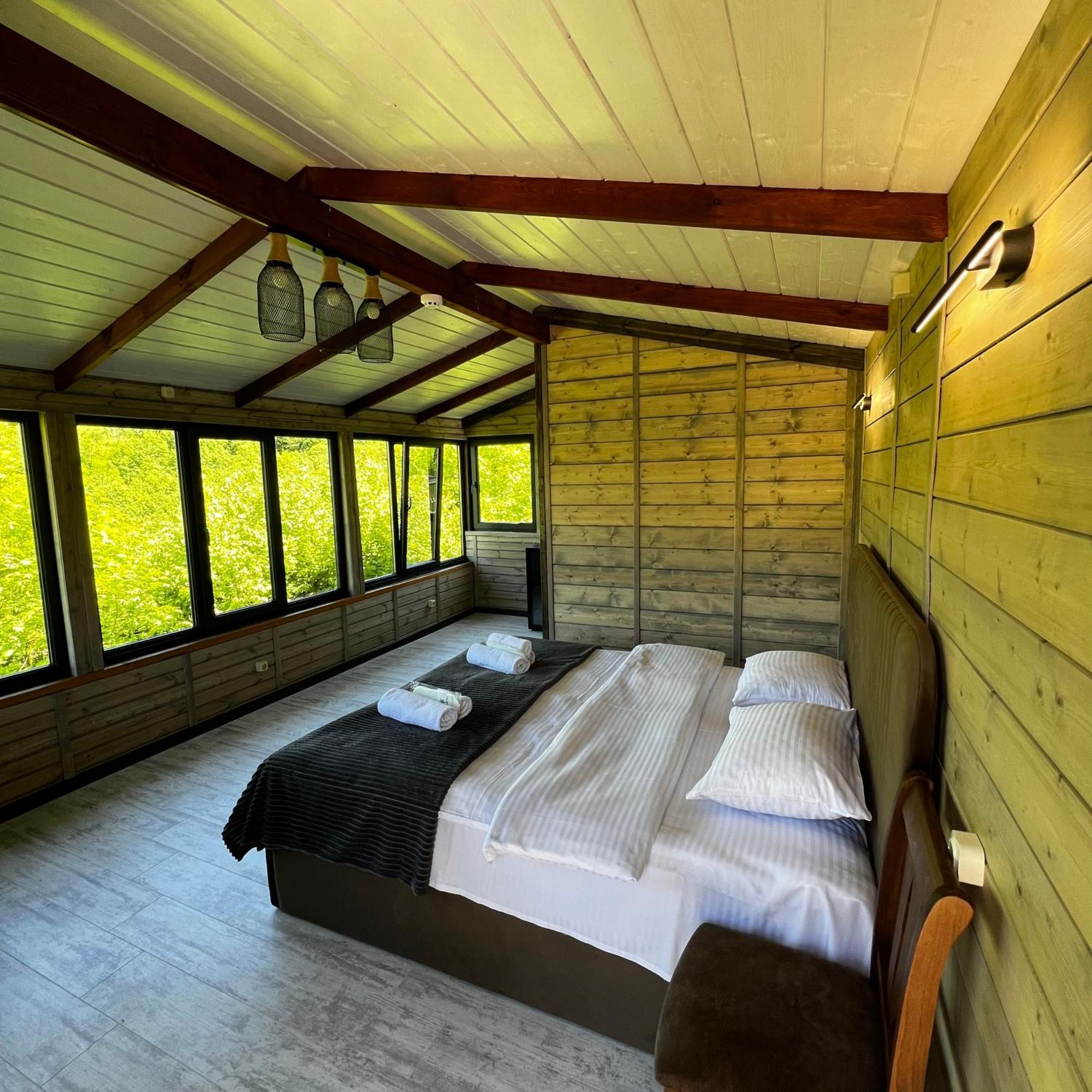 Balkonchik Guesthouse Dilijan Exterior photo